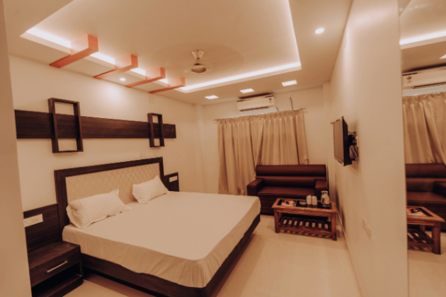 AC Deluxe Room - Image 7